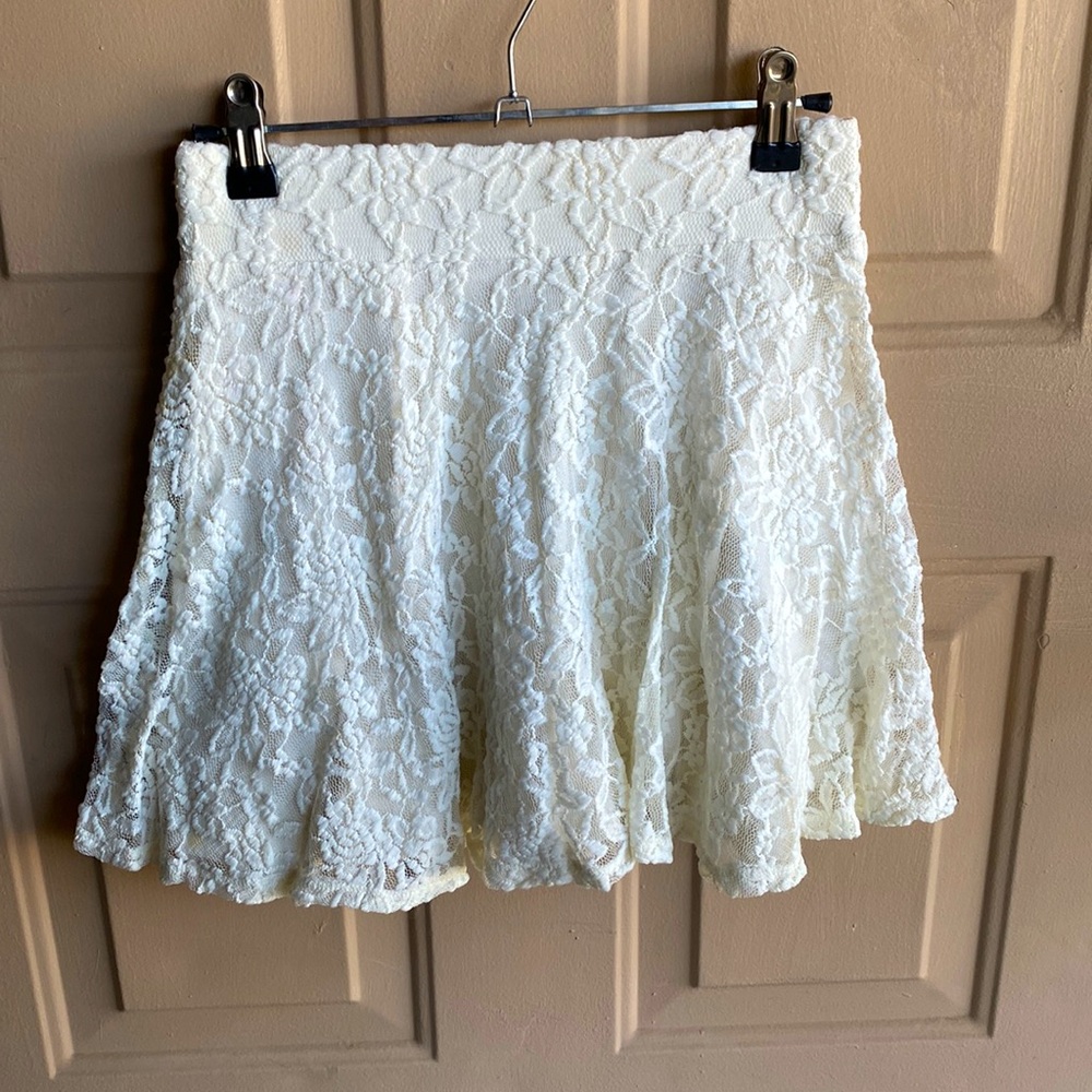HOLLISTER lace skirt